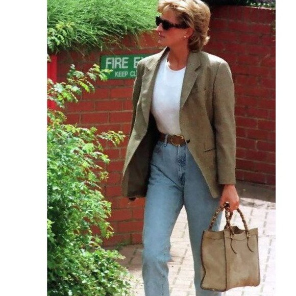 Gucci, Double Breasted Italian Wool Tailored Blazer Jacket - Picture 4 of 16